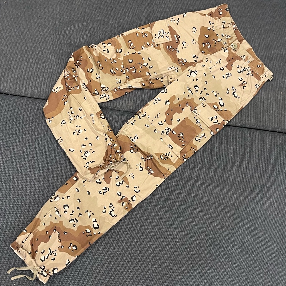 Zumiez Rothco BDU Desert Camo Cargo Pants XS